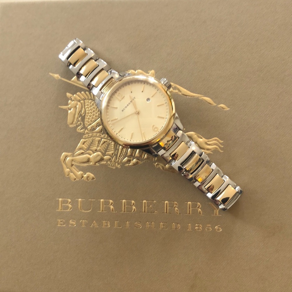 Burberry Women Classic Two-Tone Swiss Quartz Watch